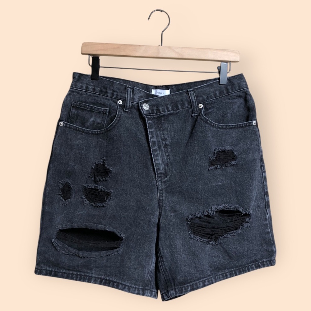 Forever 21 Black Denim Distressed Jean Shorts Asymmetric Front Button Women 29